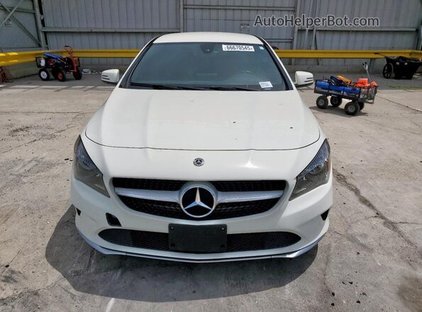WDDSJ4EB9JN580012 2018 MERCEDES-BENZ CLA-CLASS White Widok z przodu
