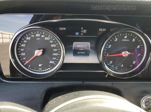 WDDZF4JB2JA319009 2018 MERCEDES-BENZ E Black ხელსაწყოთა პანელის ხედი