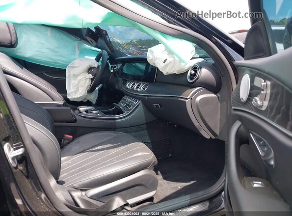 WDDZF8DB2LA709730 2020 MERCEDES-BENZ E Черный Вид салона спереди