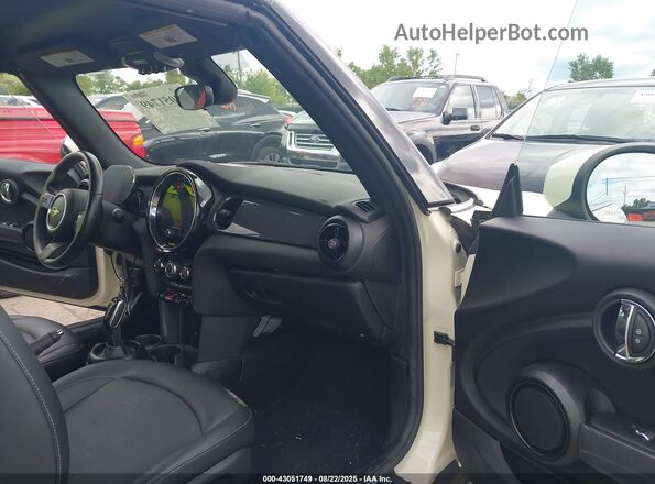 WMW23DL00N3N54919 2022 MINI CONVERTIBLE Cream Front interior view