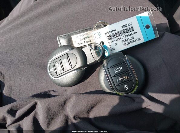 WMW43DL07R3S35709 2024 MINI CONVERTIBLE Черный Вид панели приборов