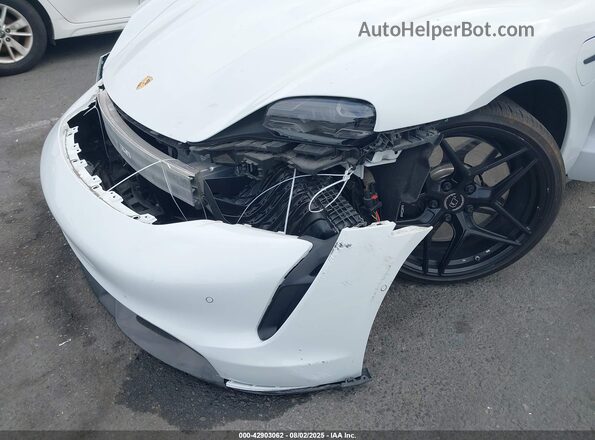 WP0AC2Y13LSA72410 2020 PORSCHE TAYCAN Белый Вид спереди