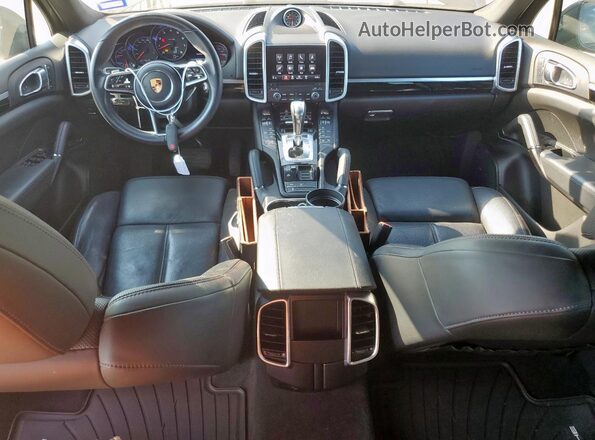 WP1AA2A20HKA83151 2017 PORSCHE CAYENNE Black Առջևի վահանակի տեսք