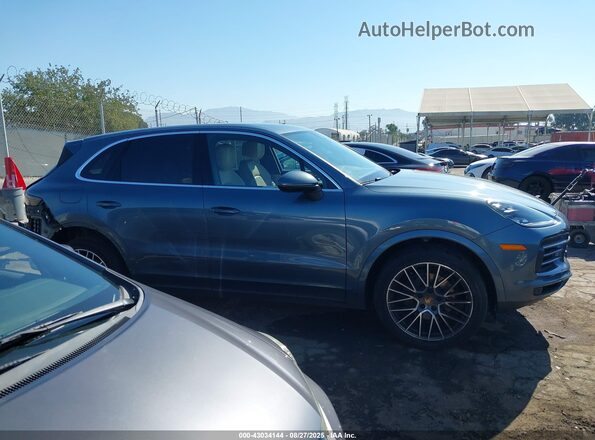 WP1AA2AY6LDA05488 2020 PORSCHE CAYENNE Blue Widok wnętrza z tyłu