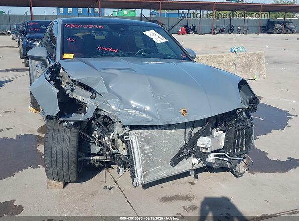 WP1BA2AY4RDA52869 2024 PORSCHE CAYENNE Серый Вид спереди