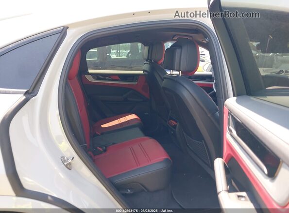 WP1BA2AY5RDA50967 2024 PORSCHE CAYENNE Gray Vista de la etiqueta del VIN