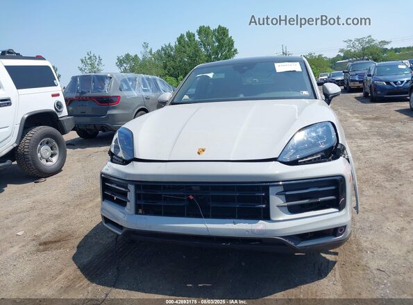 WP1BA2AY5RDA50967 2024 PORSCHE CAYENNE Gray Vista del cuadro de instrumentos