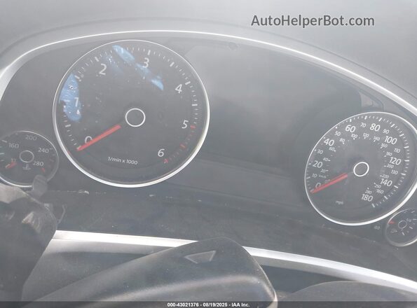 WVGEP9BP8GD000603 2016 VOLKSWAGEN TOUAREG Черный Вид задних сидений