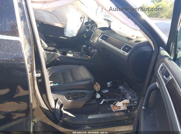 WVGEP9BP8GD000603 2016 VOLKSWAGEN TOUAREG Черный Вид салона спереди