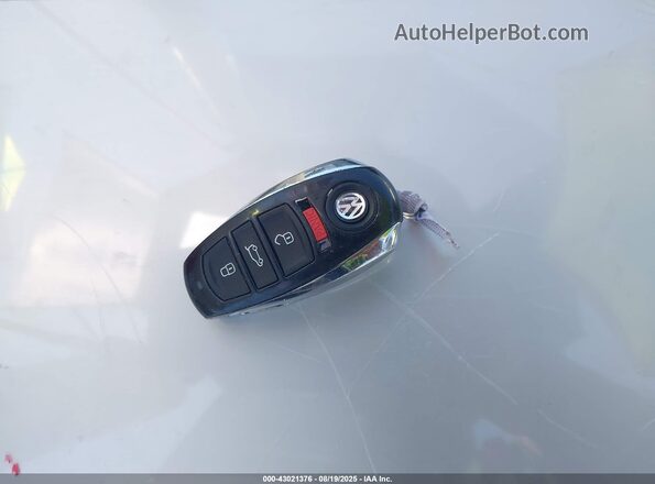 WVGEP9BP8GD000603 2016 VOLKSWAGEN TOUAREG Черный Вид панели приборов