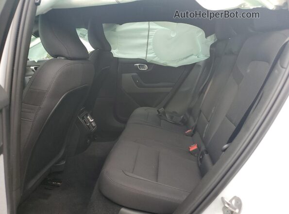 YSMEG3KA7PL157059 2023 POLESTAR 2 White Rear interior view