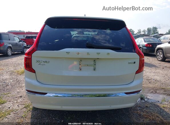 YV4062PN1P1910088 2023 VOLVO XC90 White 