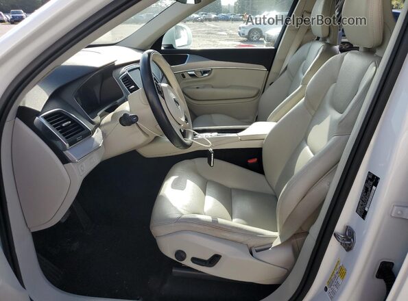 YV4102CK5M1686627 2021 VOLVO XC90 Белый Вид салона спереди