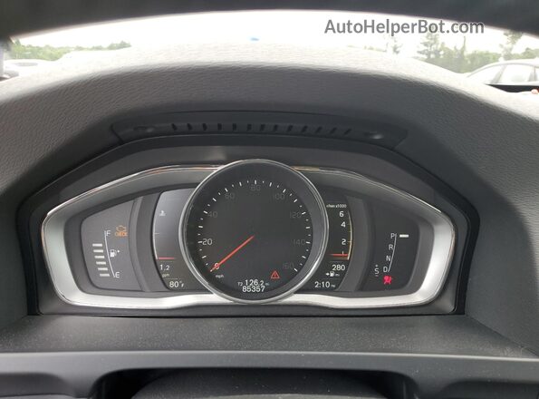 YV440MWK0H1031978 2017 VOLVO V60 Black Instrument cluster view