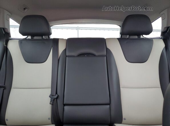 YV440MWK0H1031978 2017 VOLVO V60 Black Rear seats view
