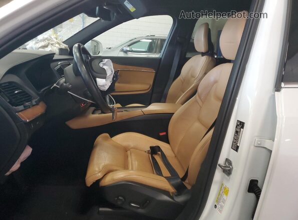 YV4A22PL3J1196356 2018 VOLVO XC90 White Vista interior delantera