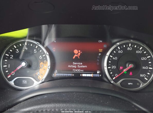 ZACCJBDB6JPH76002 2018 JEEP RENEGADE Red Հետևի նստատեղերի տեսք