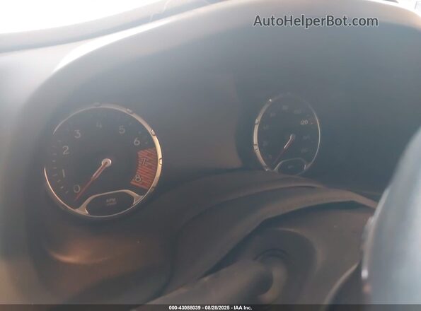 ZACNJDC13MPM92521 2021 JEEP RENEGADE Teal Widok tylnych siedzeń