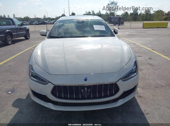 ZAM57YSL3K1312748 2019 MASERATI GHIBLI White Widok zestawu wskaźników