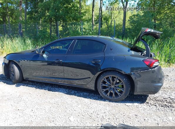 ZAM57YTMXNX394468 2022 MASERATI GHIBLI Black Widok wnętrza 360 stopni