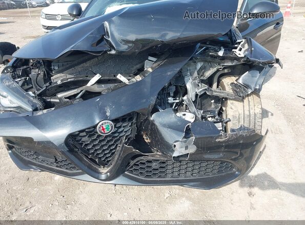 ZARFAEDN7H7560021 2017 ALFA ROMEO GIULIA Black წინა ხედი