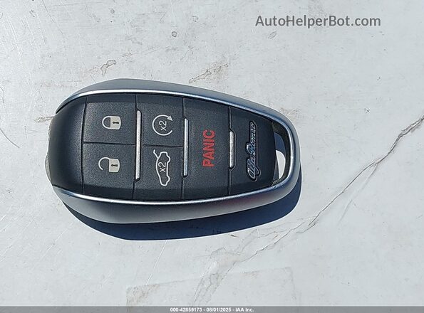 ZARFAMAN1L7636744 2020 ALFA ROMEO GIULIA Черный Вид панели приборов