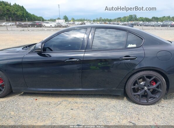 ZARFAMAN9L7625684 2020 ALFA ROMEO GIULIA Black Widok wnętrza 360 stopni