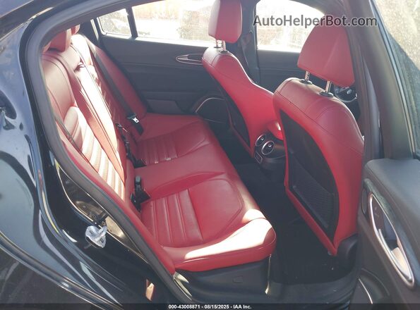 ZARFAMANXP7671028 2023 ALFA ROMEO GIULIA Black Widok naklejki z numerem VIN