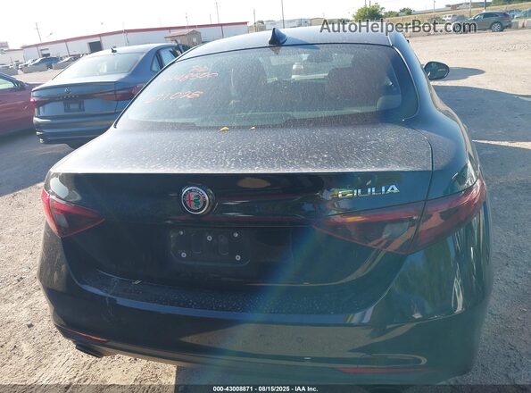 ZARFAMANXP7671028 2023 ALFA ROMEO GIULIA Black 