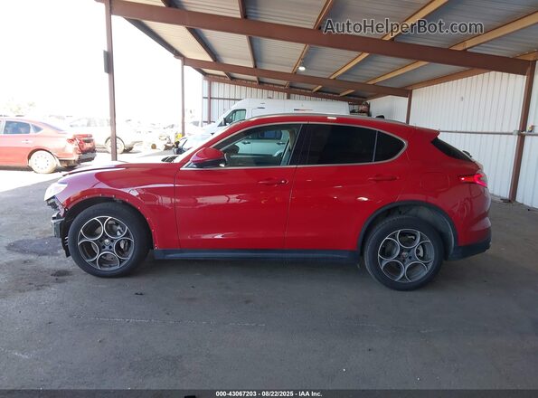 ZASFAKBN2J7B79671 2018 ALFA ROMEO STELVIO Red 