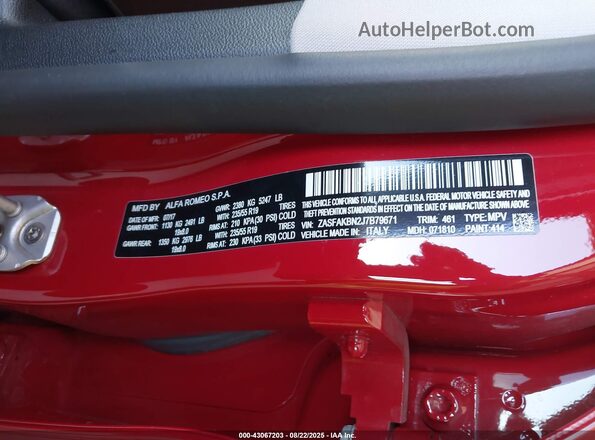 ZASFAKBN2J7B79671 2018 ALFA ROMEO STELVIO Red Вид підкапотного простору
