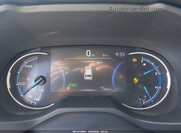 2T3T6RFV0RW057181 2024 TOYOTA RAV4 HYBRID White Widok tylnych siedzeń