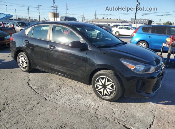 3KPA24AB3JE127632 2018 KIA RIO Черный Вид спереди