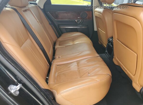 SAJWJ1CD0G8W00963 2016 JAGUAR XJ Black Widok wnętrza z tyłu