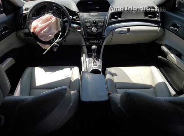 19UDE2F33HA011856 2017 ACURA ILX Black Dashboard view