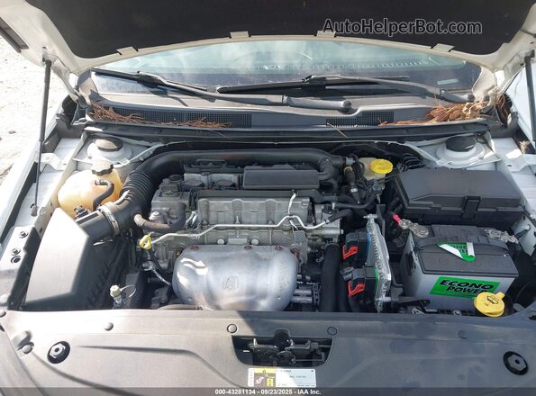 1C3CCCFB6HN508216 2017 CHRYSLER 200 Белый Вид сзади