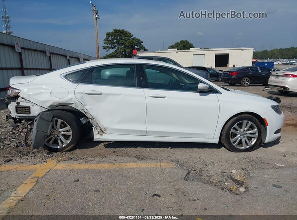 1C3CCCFB6HN508216 2017 CHRYSLER 200 Белый Вид задней части салона