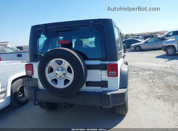 1C4BJWDG5GL140442 2016 JEEP WRANGLER UNLIMITED White 