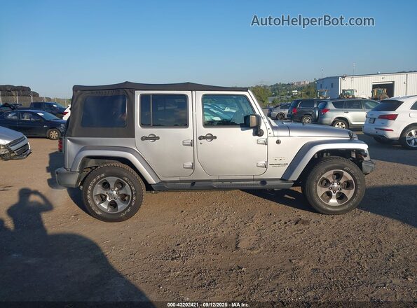 1C4HJWEG8HL753942 2017 JEEP WRANGLER UNLIMITED Серый Вид задней части салона