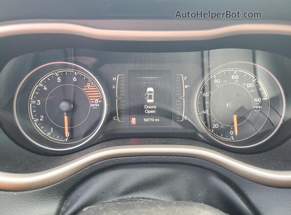 1C4PJLCX8JD528109 2018 JEEP CHEROKEE Черный Вид щитка приборов