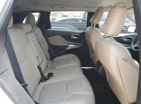 1C4PJLDX6JD585049 2018 JEEP CHEROKEE White Vista de los asientos traseros