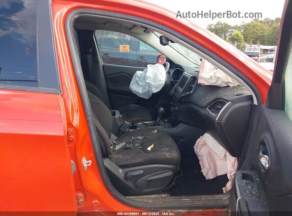 1C4PJMCB3MD148965 2021 JEEP CHEROKEE Orange Widok wnętrza z przodu