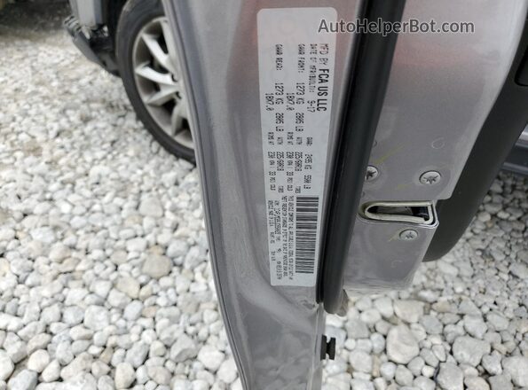 1C4PJMDB9JD550029 2018 JEEP CHEROKEE Silver Vista de la etiqueta del VIN