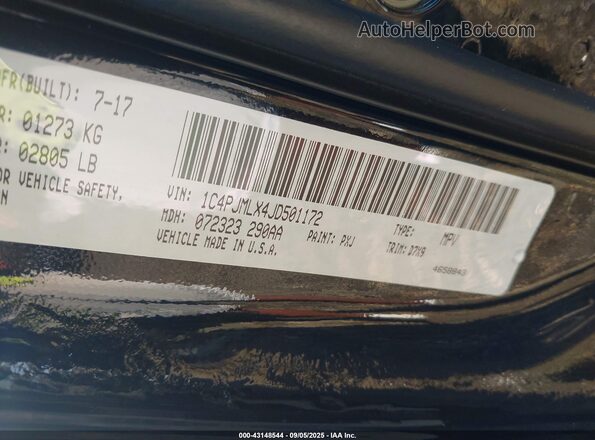 1C4PJMLX4JD501172 2018 JEEP CHEROKEE Черный Вид подкапотного пространства