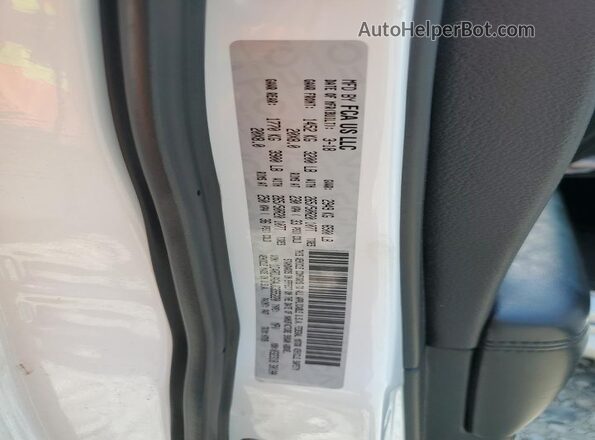 1C4RDJAG4JC355220 2018 DODGE DURANGO White 360 interior view