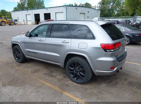 1C4RJFAGXJC309316 2018 JEEP GRAND CHEROKEE Silver Tył lewy