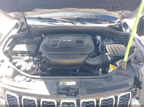 1C4RJFBG1JC373565 2018 JEEP GRAND CHEROKEE Серебряный Вид сзади