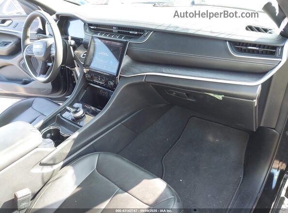 1C4RJHBG8RC236839 2024 JEEP GRAND CHEROKEE Черный Вид салона спереди