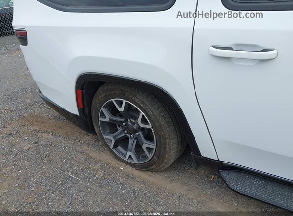 1C4SJSDP0RS105065 2024 JEEP WAGONEER L White Դիմացի տեսք