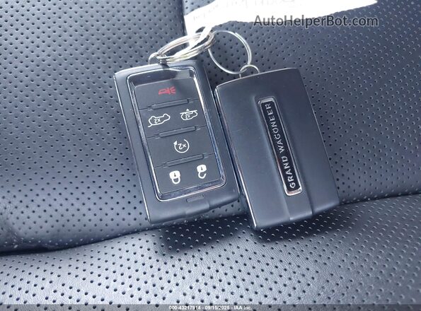 1C4SJVFP0RS127212 2024 JEEP GRAND WAGONEER Белый Вид панели приборов